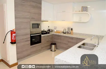 Apartment - 2 Bedrooms - 4 Bathrooms for rent in The Treasure - Dilmunia Island - Muharraq Governorate