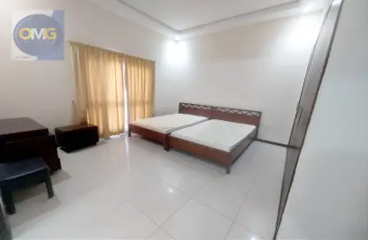 Apartment - 2 Bedrooms - 3 Bathrooms for rent in Busaiteen - Muharraq Governorate