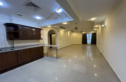 Apartment - 3 Bedrooms - 2 Bathrooms for sale in Exhibition Road - Hoora - Capital Governorate