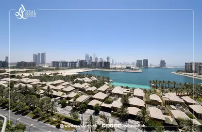 Penthouse - 4 Bedrooms - 6 Bathrooms for rent in Reef Island - Capital Governorate