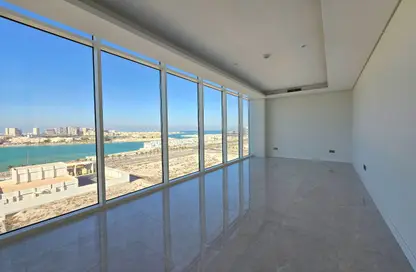 Apartment - 2 Bedrooms - 3 Bathrooms for sale in Canal View - Dilmunia Island - Muharraq Governorate