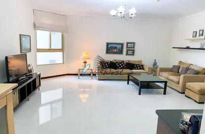 Apartment - 1 Bedroom - 2 Bathrooms for rent in Al Juffair - Capital Governorate