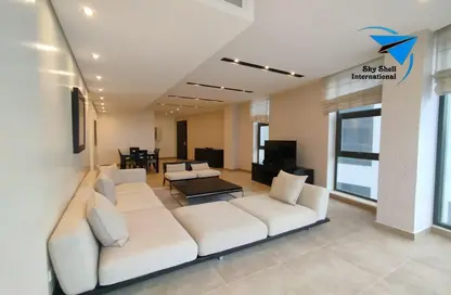 Apartment - 2 Bedrooms - 2 Bathrooms for rent in Sanabis - Manama - Capital Governorate