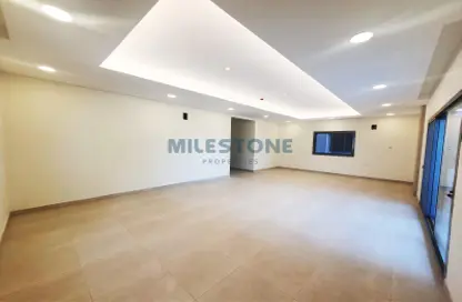 Apartment - 3 Bedrooms - 3 Bathrooms for sale in Hidd - Muharraq Governorate