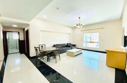 Apartment - 2 Bedrooms - 2 Bathrooms for rent in Al Burhama - Manama - Capital Governorate