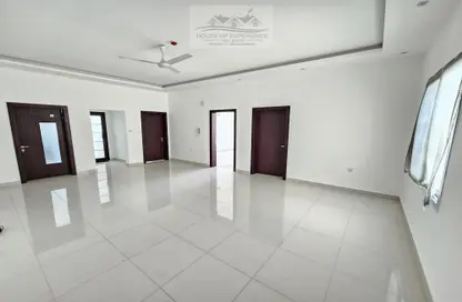 Apartment - 3 Bedrooms - 2 Bathrooms for rent in Jid Ali - Central Governorate