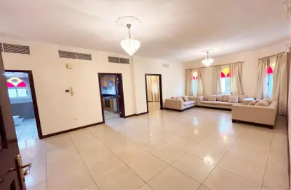 Apartment - 3 Bedrooms - 2 Bathrooms for rent in Exhibition Road - Hoora - Capital Governorate