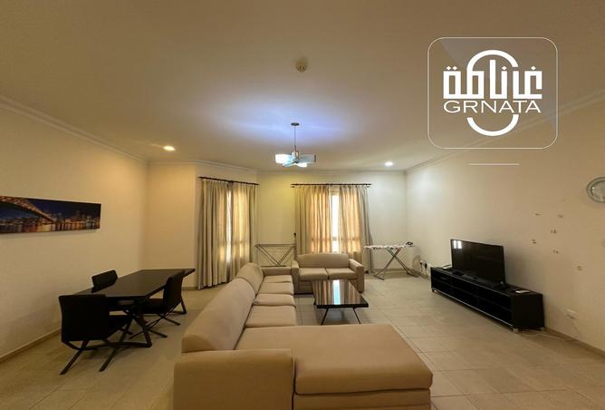 Apartment - 2 Bedrooms - 2 Bathrooms for rent in Al Juffair - Capital Governorate