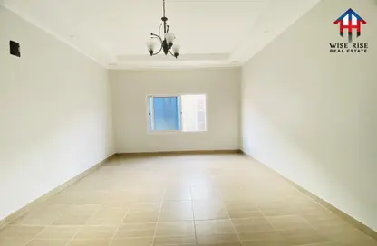 Apartment - 2 Bedrooms - 2 Bathrooms for rent in Tubli - Central Governorate