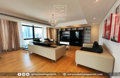 Apartment - 3 Bedrooms - 3 Bathrooms for rent in Seef - Capital Governorate