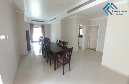 Villa - 3 Bedrooms - 4 Bathrooms for rent in Janabiya - Northern Governorate