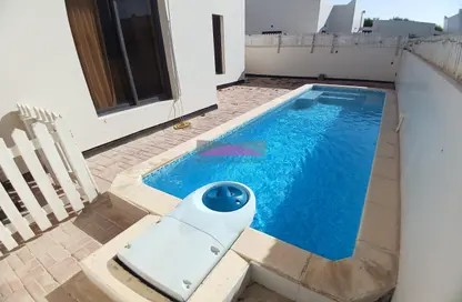 Villa - 3 Bedrooms - 3 Bathrooms for rent in Janabiya - Northern Governorate