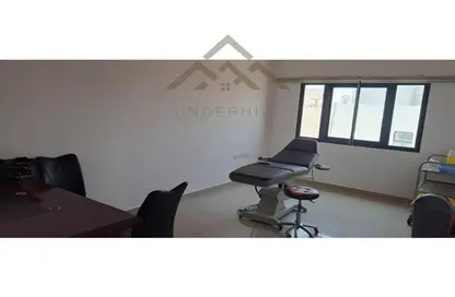 Office Space - Studio - 4 Bathrooms for rent in Bu Kowarah - Riffa - Southern Governorate