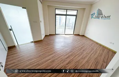 Apartment - 2 Bedrooms - 2 Bathrooms for sale in Seef - Capital Governorate