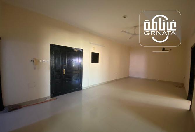 Apartment - 2 Bedrooms - 2 Bathrooms for rent in Jid Ali - Central Governorate