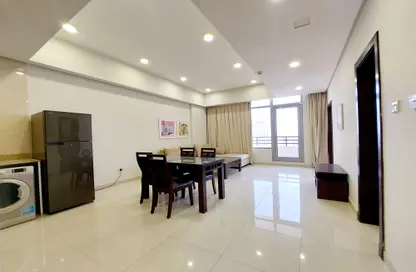 Apartment - 1 Bedroom - 2 Bathrooms for rent in Al Juffair - Capital Governorate