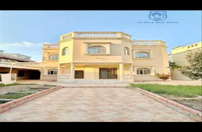 Villa - 5 Bedrooms - 6 Bathrooms for rent in Riffa Al Sharqi - Riffa - Southern Governorate