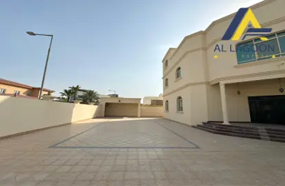 Villa - 6 Bedrooms - 7 Bathrooms for rent in North Riffa - Riffa - Southern Governorate