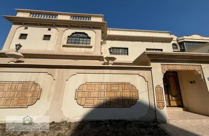 Villa - 3 Bedrooms - 3 Bathrooms for sale in Arad - Muharraq Governorate