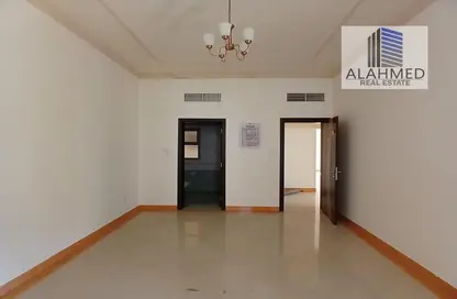 Apartment - 2 Bedrooms - 2 Bathrooms for rent in Segaya - Manama - Capital Governorate