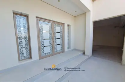 Villa - 5 Bedrooms - 5 Bathrooms for rent in Hidd - Muharraq Governorate