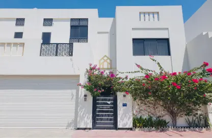 Villa - 4 Bedrooms - 6 Bathrooms for rent in Diyar Al Muharraq - Muharraq Governorate