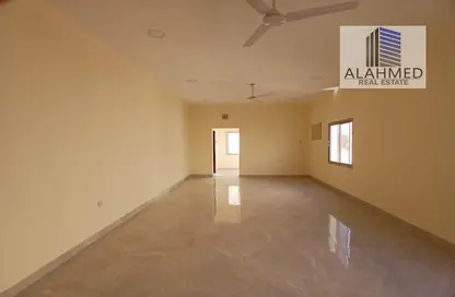 Apartment - 2 Bedrooms - 2 Bathrooms for rent in Zinj - Manama - Capital Governorate