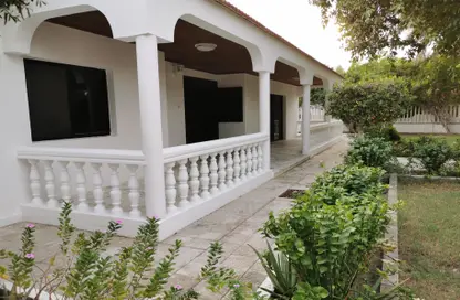 Villa - 4 Bedrooms - 3 Bathrooms for rent in Saar - Northern Governorate