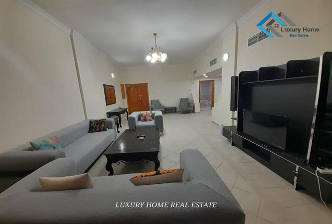 Apartment - 2 Bedrooms - 2 Bathrooms for rent in Al Juffair - Capital Governorate