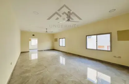 Apartment - 2 Bedrooms - 2 Bathrooms for rent in Zinj - Manama - Capital Governorate