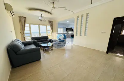 Apartment - 3 Bedrooms - 3 Bathrooms for rent in Seef - Capital Governorate