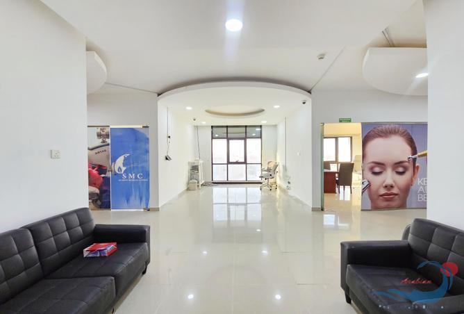 Office Space - Studio - 4 Bathrooms for rent in Bu Kowarah - Riffa - Southern Governorate