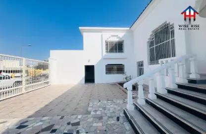 Villa - 4 Bedrooms - 6 Bathrooms for rent in Tubli - Central Governorate