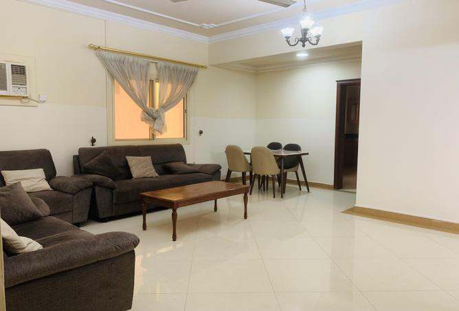 Apartment - 2 Bedrooms - 2 Bathrooms for rent in Zinj - Manama - Capital Governorate