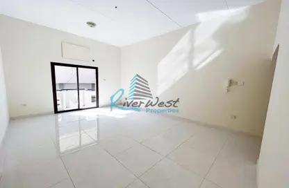 Apartment - 2 Bedrooms - 2 Bathrooms for rent in Exhibition Road - Hoora - Capital Governorate