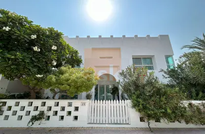 Villa - 3 Bedrooms - 4 Bathrooms for rent in Janabiya - Northern Governorate