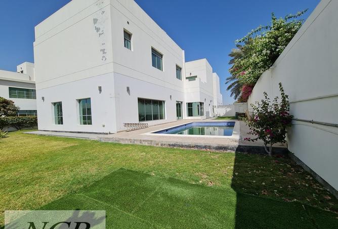 Villa - 4 Bedrooms - 4 Bathrooms for rent in Saar - Northern Governorate