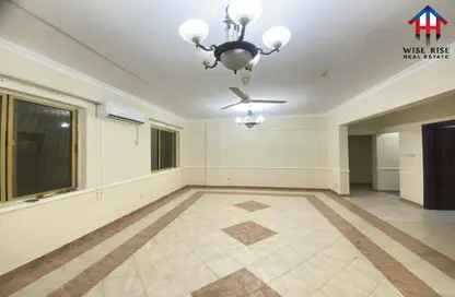 Apartment - 2 Bedrooms - 3 Bathrooms for rent in Mahooz - Manama - Capital Governorate