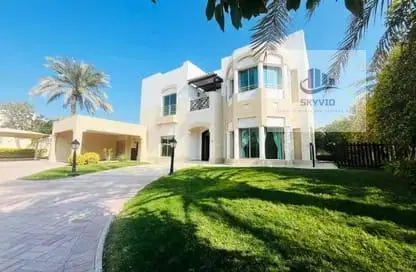 Villa - 4 Bedrooms - 5 Bathrooms for rent in Saar - Northern Governorate