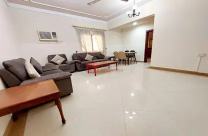 Apartment - 2 Bedrooms - 2 Bathrooms for rent in Segaya - Manama - Capital Governorate