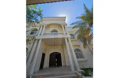 Villa - 4 Bedrooms - 4 Bathrooms for rent in Exhibition Road - Hoora - Capital Governorate