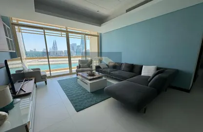 Apartment - 3 Bedrooms - 5 Bathrooms for rent in Reef Island - Capital Governorate