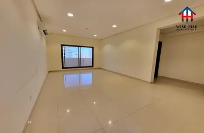 Apartment - 2 Bedrooms - 2 Bathrooms for rent in Janabiya - Northern Governorate