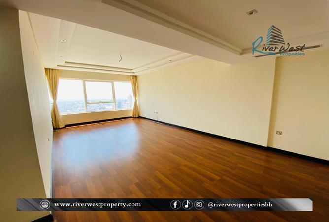 Apartment - 2 Bedrooms - 3 Bathrooms for sale in Abraj Al Lulu - Manama - Capital Governorate