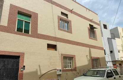 Villa - 4 Bedrooms - 4 Bathrooms for rent in Muharraq - Muharraq Governorate