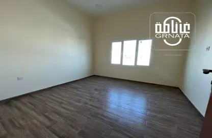 Apartment - 2 Bedrooms - 2 Bathrooms for rent in Jidhafs - Northern Governorate