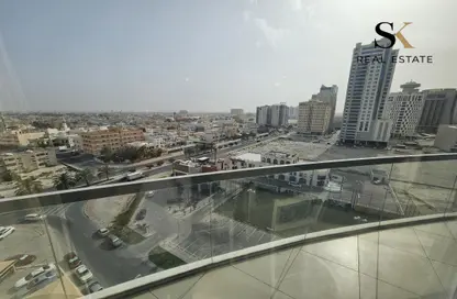 Apartment - 2 Bedrooms - 3 Bathrooms for sale in Sanabis - Manama - Capital Governorate