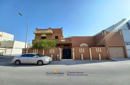 Villa - 4 Bedrooms - 4 Bathrooms for rent in Sanad - Central Governorate