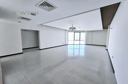 Office Space - Studio - 2 Bathrooms for rent in Sanabis - Manama - Capital Governorate