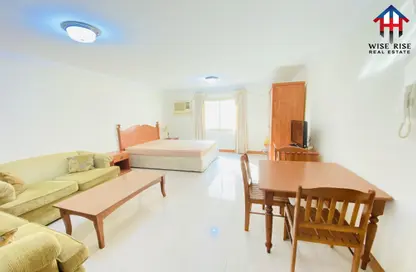 Apartment - 1 Bathroom for rent in Gudaibiya - Manama - Capital Governorate